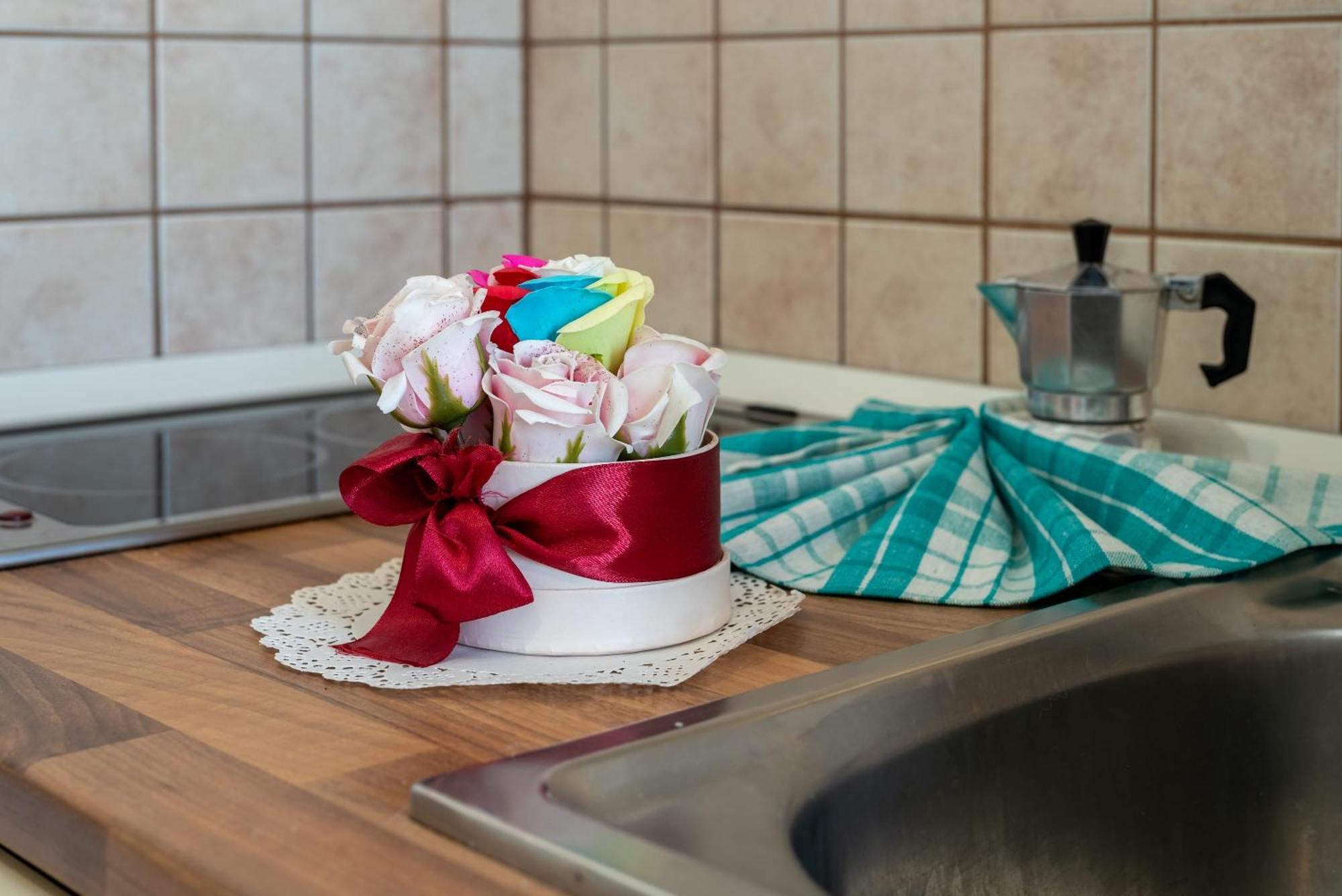 Central - Bright - Calm Studio For Solo Travellers بودابست المظهر الخارجي الصورة